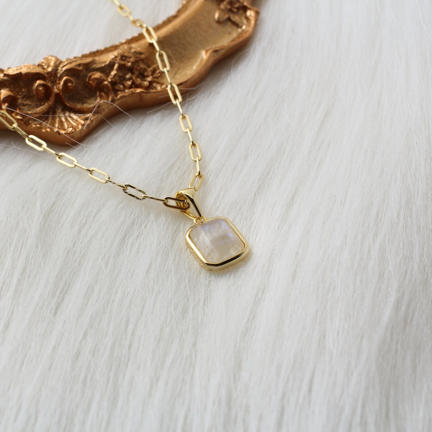 925 Sterling Silver Moonstone Gemstones Gold Pendant Necklace - Chainstones