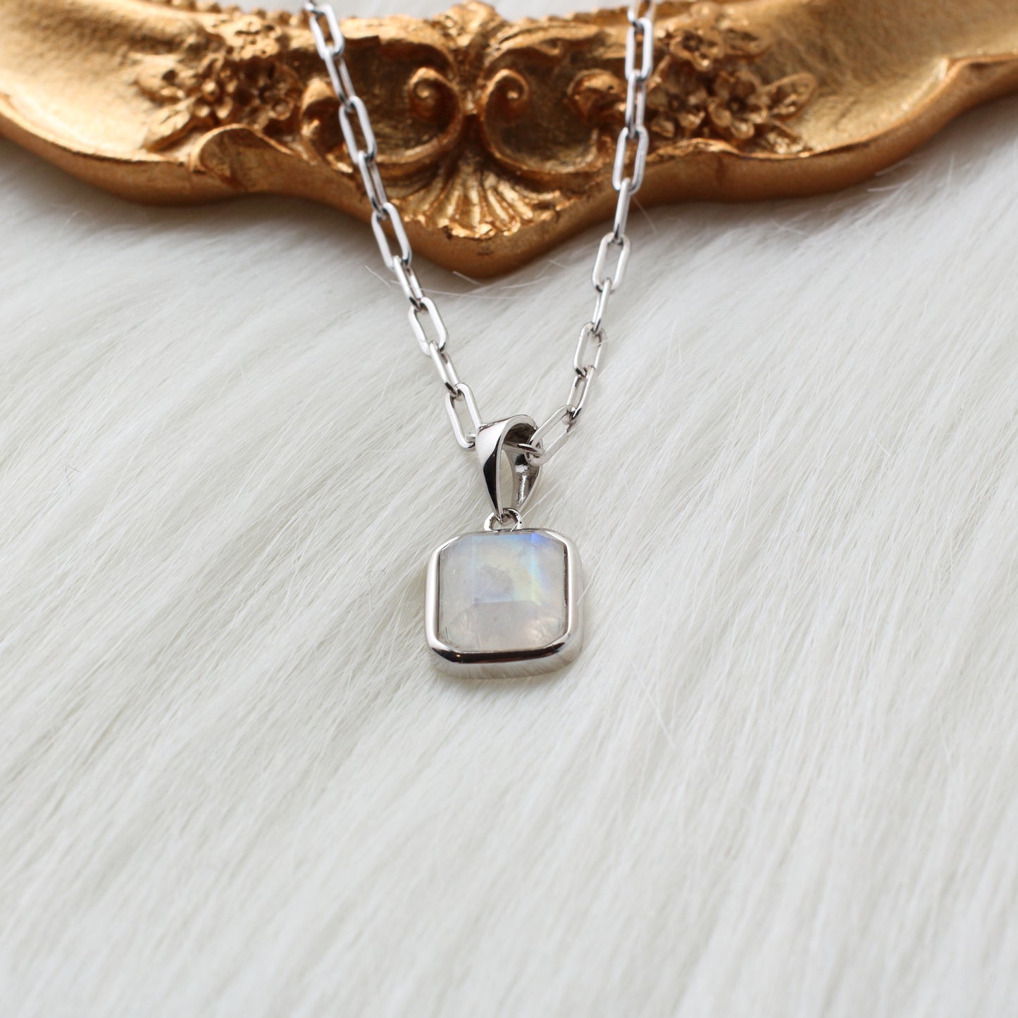 Moonstone Gemstones White Gold Pendant Necklace - Chainstones