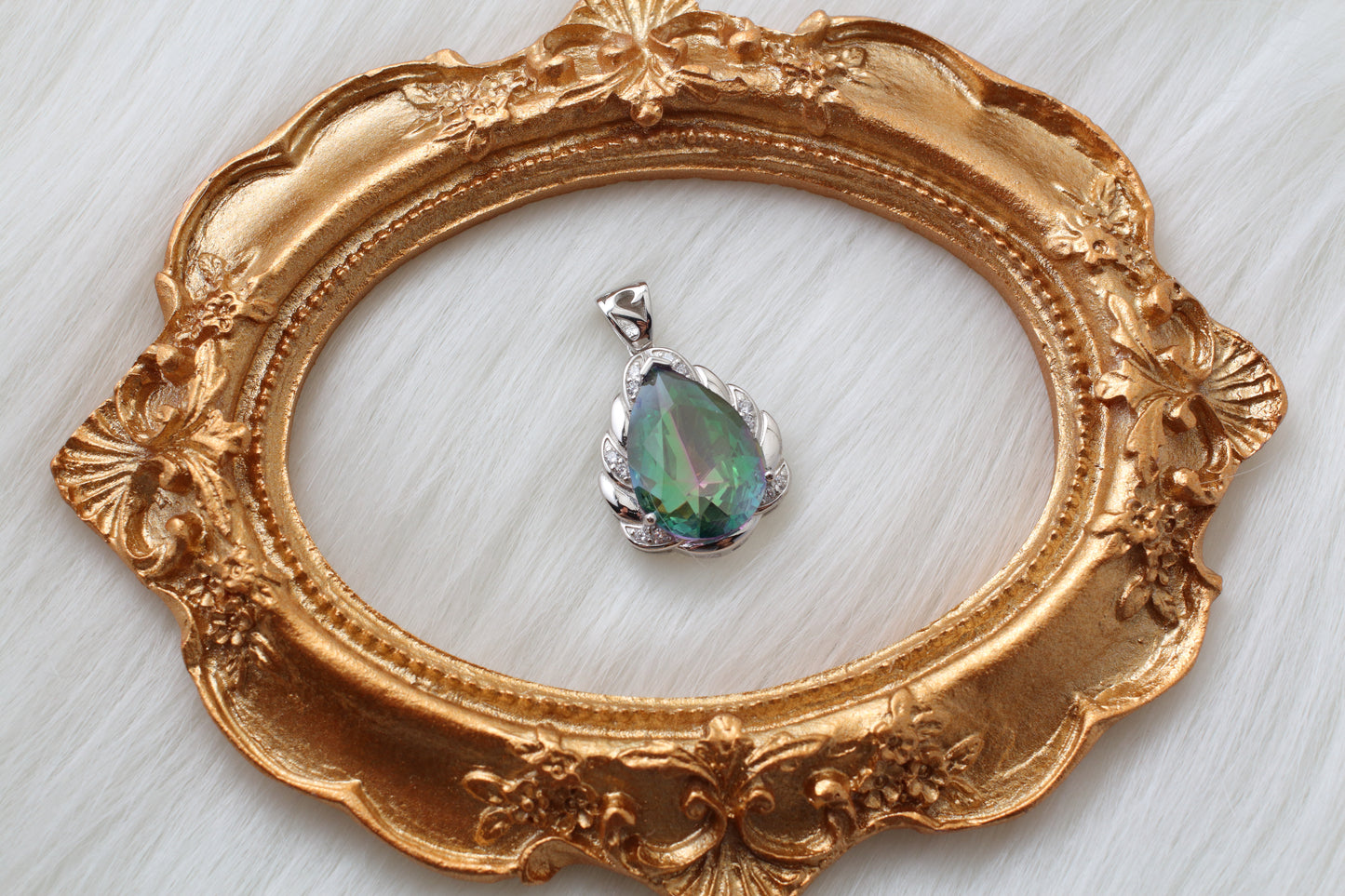 Mystic Topaz Gemstones Pendant - Chainstones