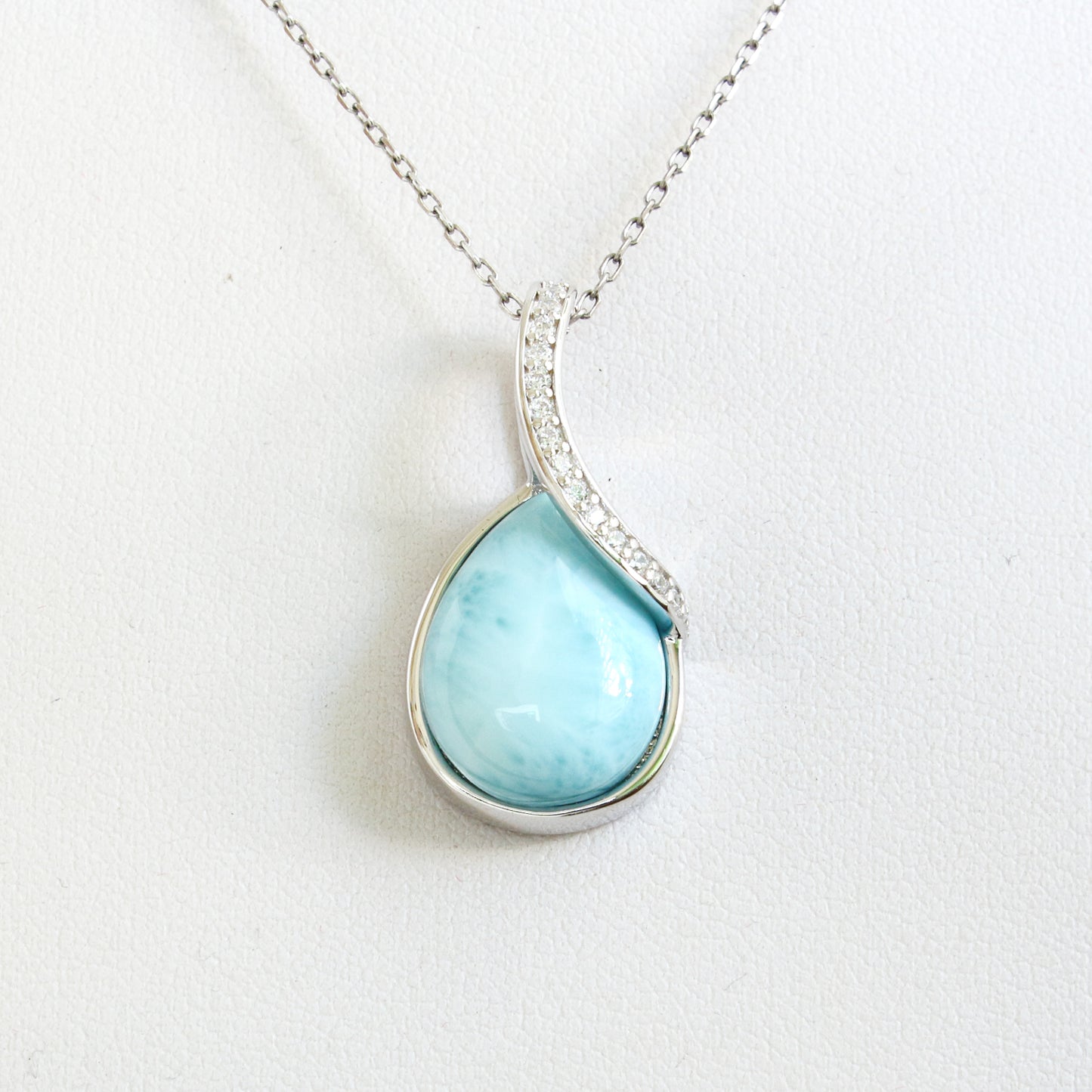 925 Sterling Silver Larimar Gemstones Pendant Necklace - Chainstones