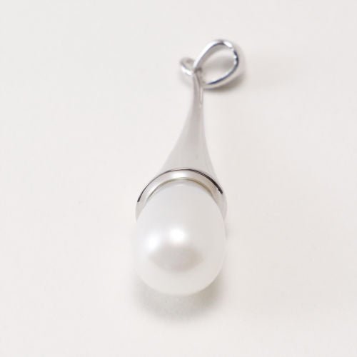 Chainstones Elongated Freshwater Pearl Necklace | 1.3" Vertical Drop Pendant | Rhodium Plated Silver - Chainstones