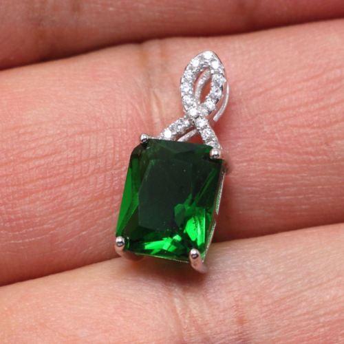 Chainstones emerald-cut green spinel necklace in sterling silver