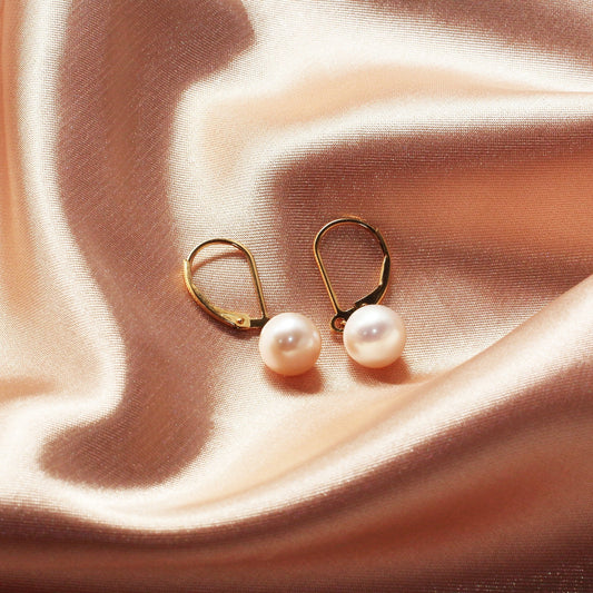 Silver Pearl Earrings: A Timeless Classic - Chainstones