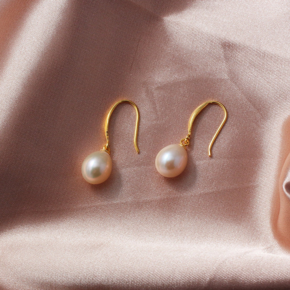 Chainstones real jewelry product photograph illustrating wedding guest jewelry: earrings, necklaces and bracelets