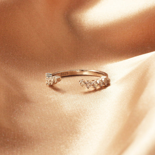 Chainstones dainty white cubic zirconia stackable ring in 925 sterling silver