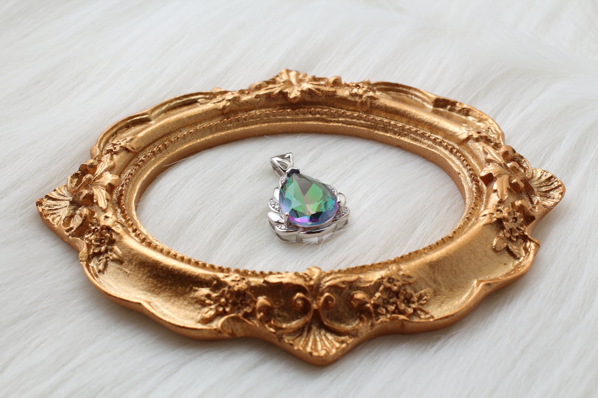 Mystic Topaz Gemstones Pendant - Chainstones