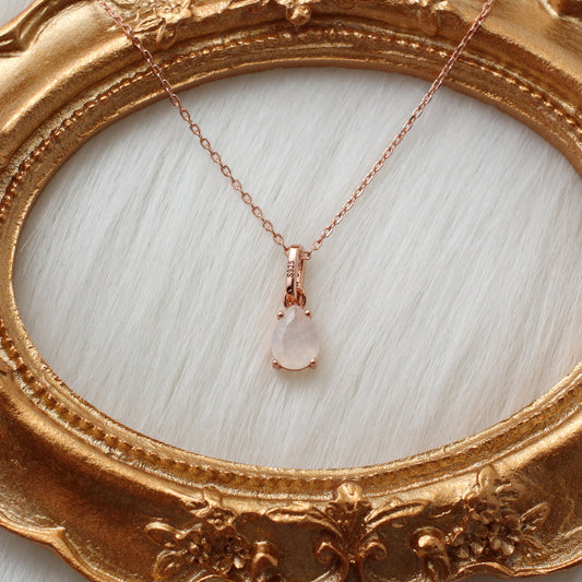 925 Sterling Silver Gold Moonstone Pendant Necklace - Chainstones