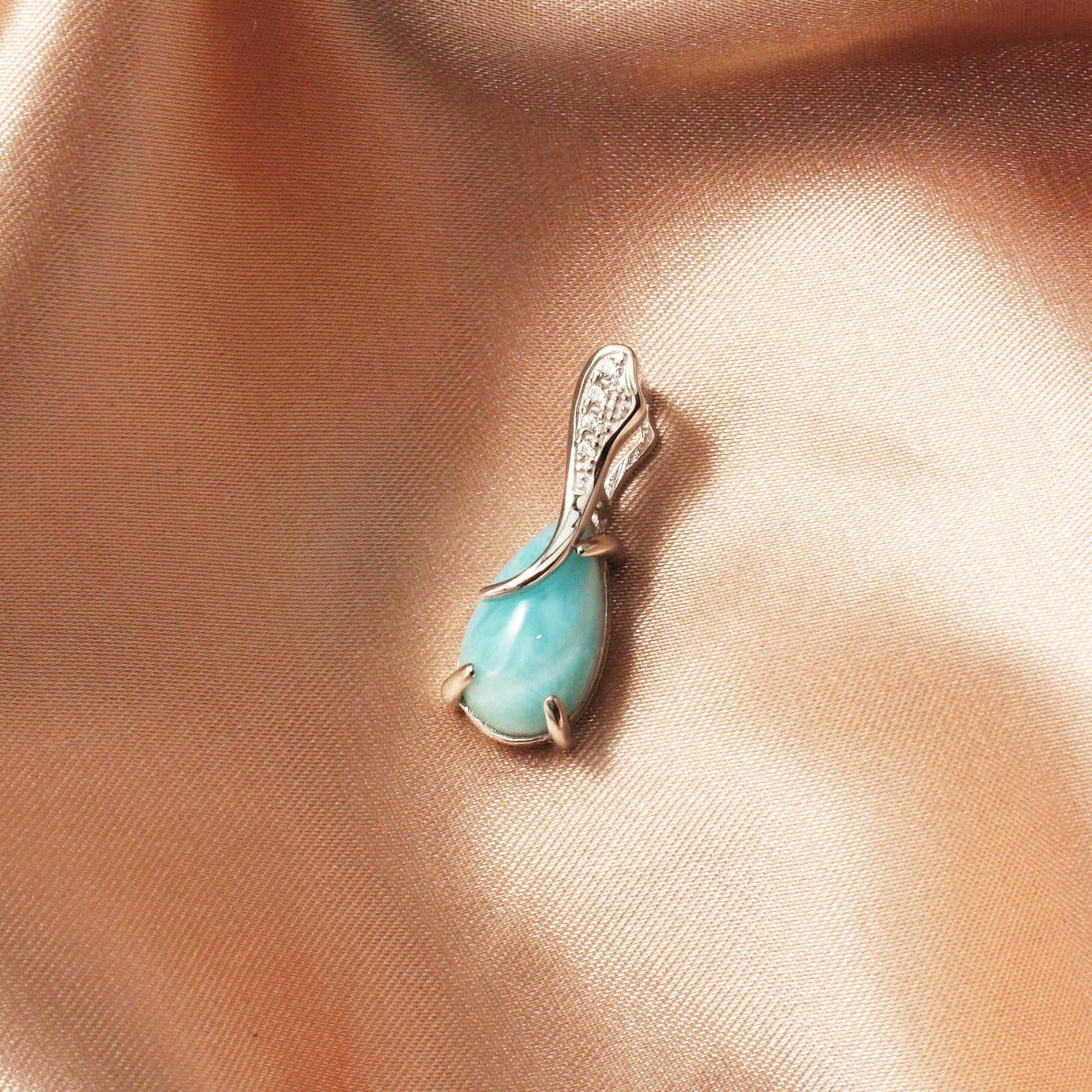 Drop Dominican Larimar Gemstones Silver Necklace - Chainstones