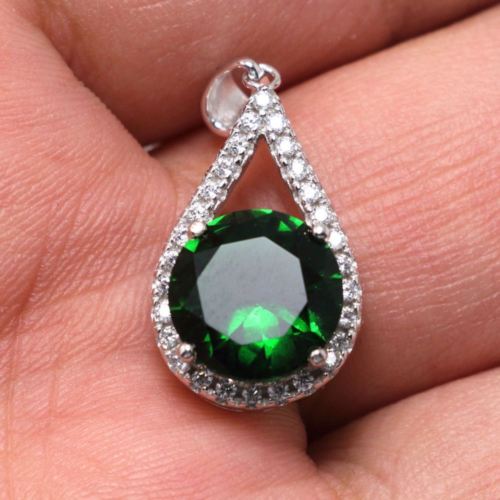 Green Spinel Gemstones Silver Necklace - Chainstones