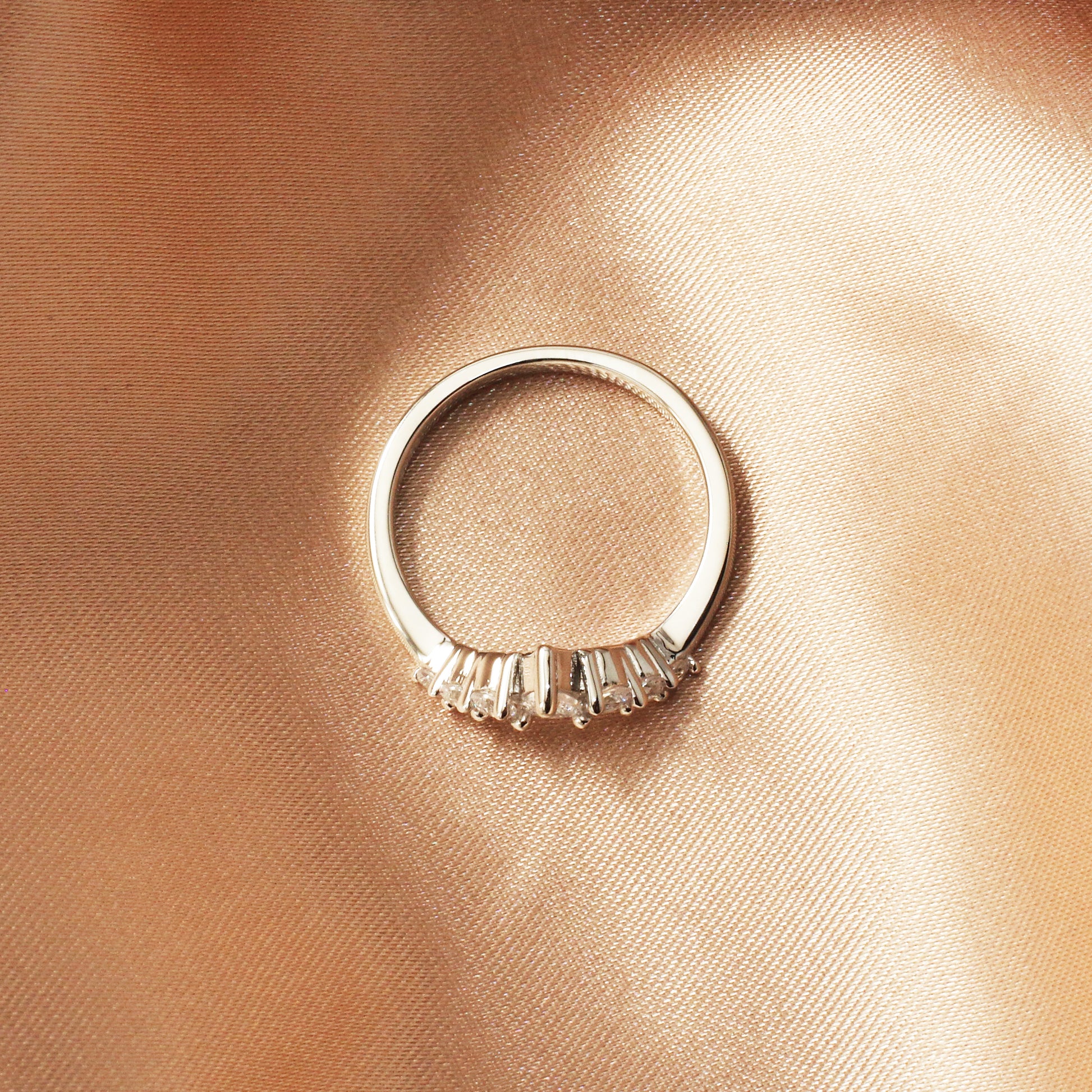 White CZ 925 Sterling Silver Ring - Chainstones